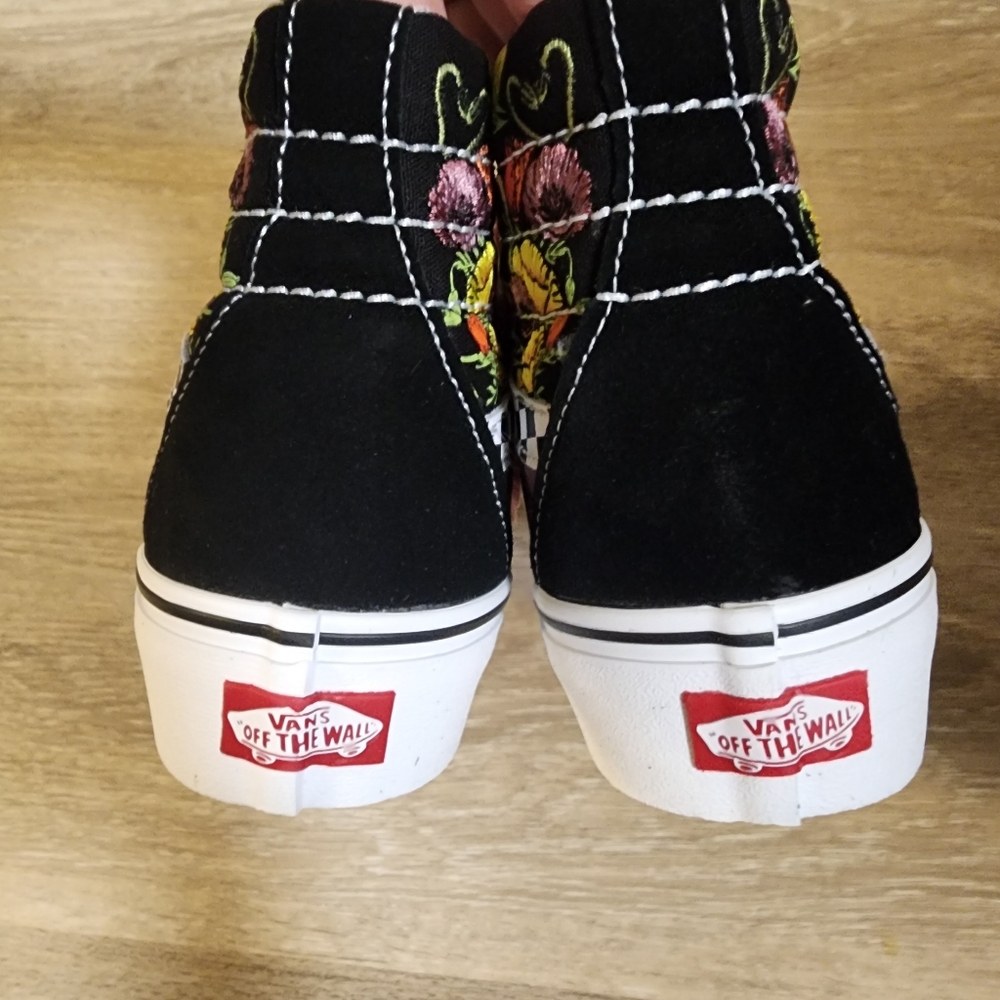 NWT Vans Black High-Tops with Floral and Checkered Design - Picture 6 of 8